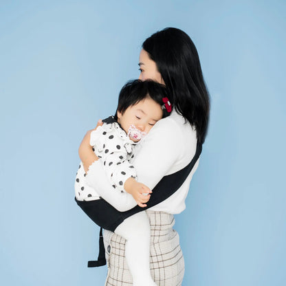Lightweight Summer Baby Sling for Easy Carrying